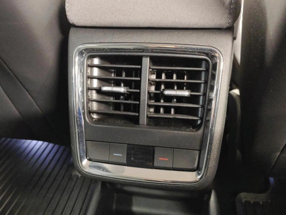 SKODA Enyaq 2023