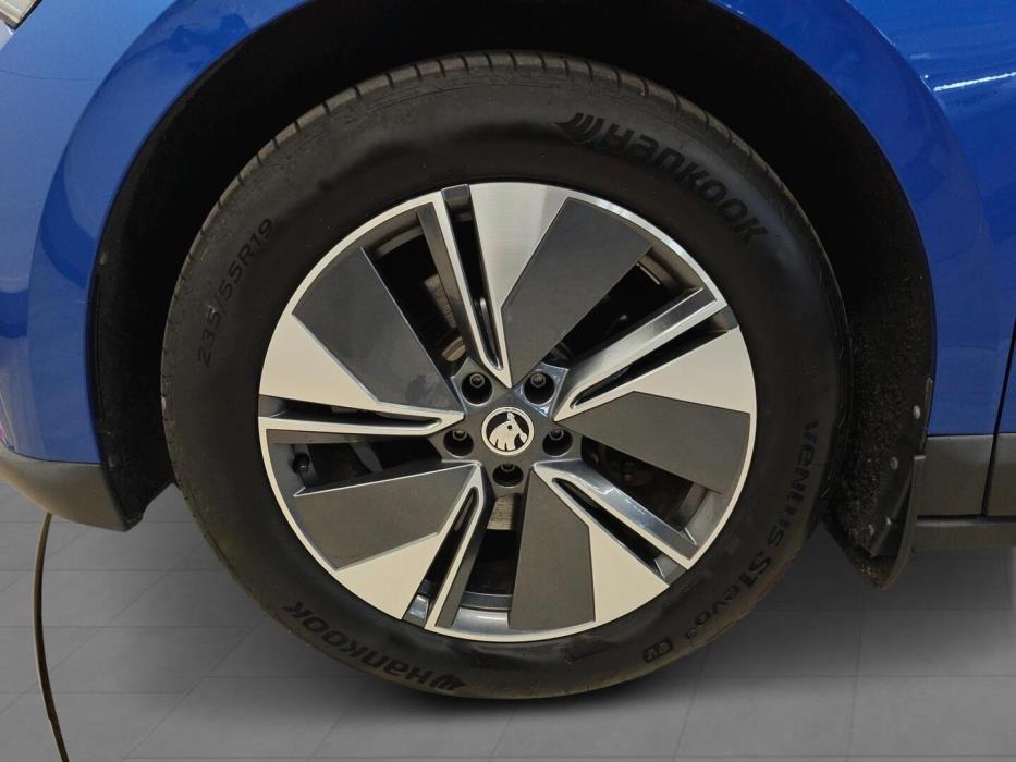 SKODA Enyaq 2023