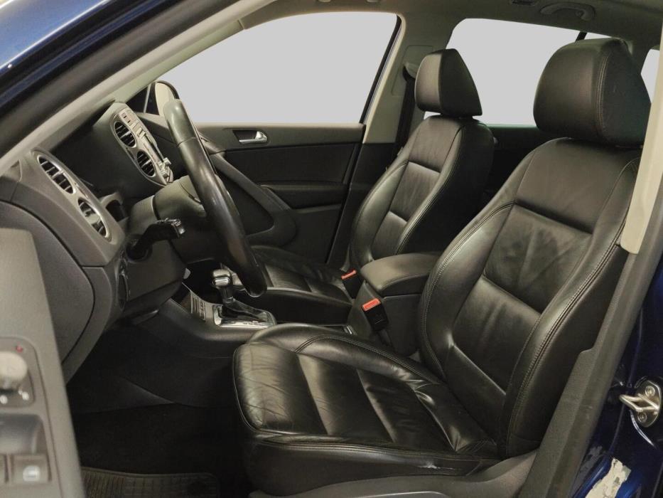 VOLKSWAGEN Tiguan 2009