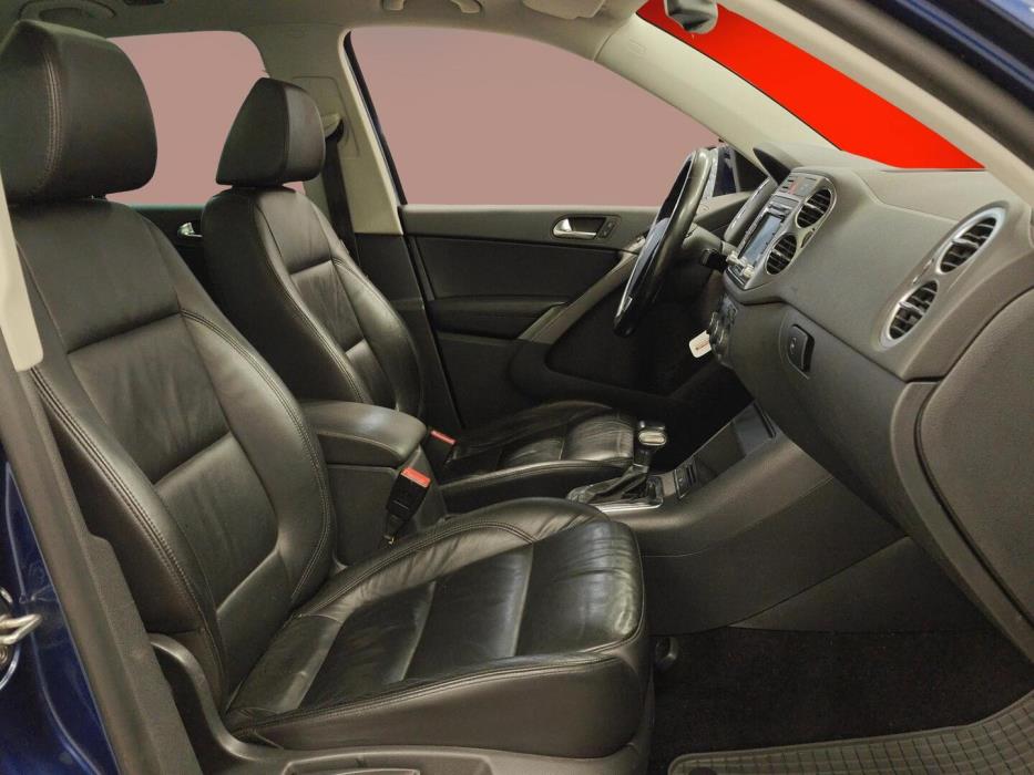 VOLKSWAGEN Tiguan 2009