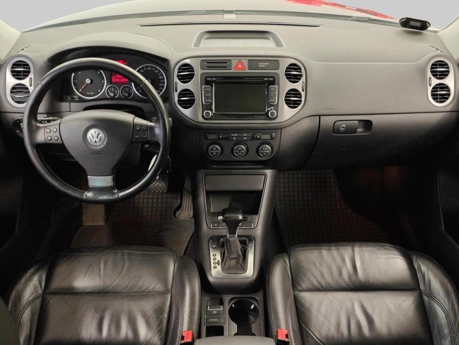 VOLKSWAGEN Tiguan 2009