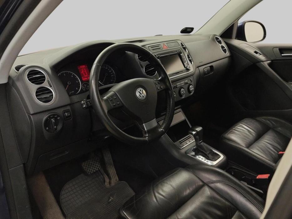 VOLKSWAGEN Tiguan 2009
