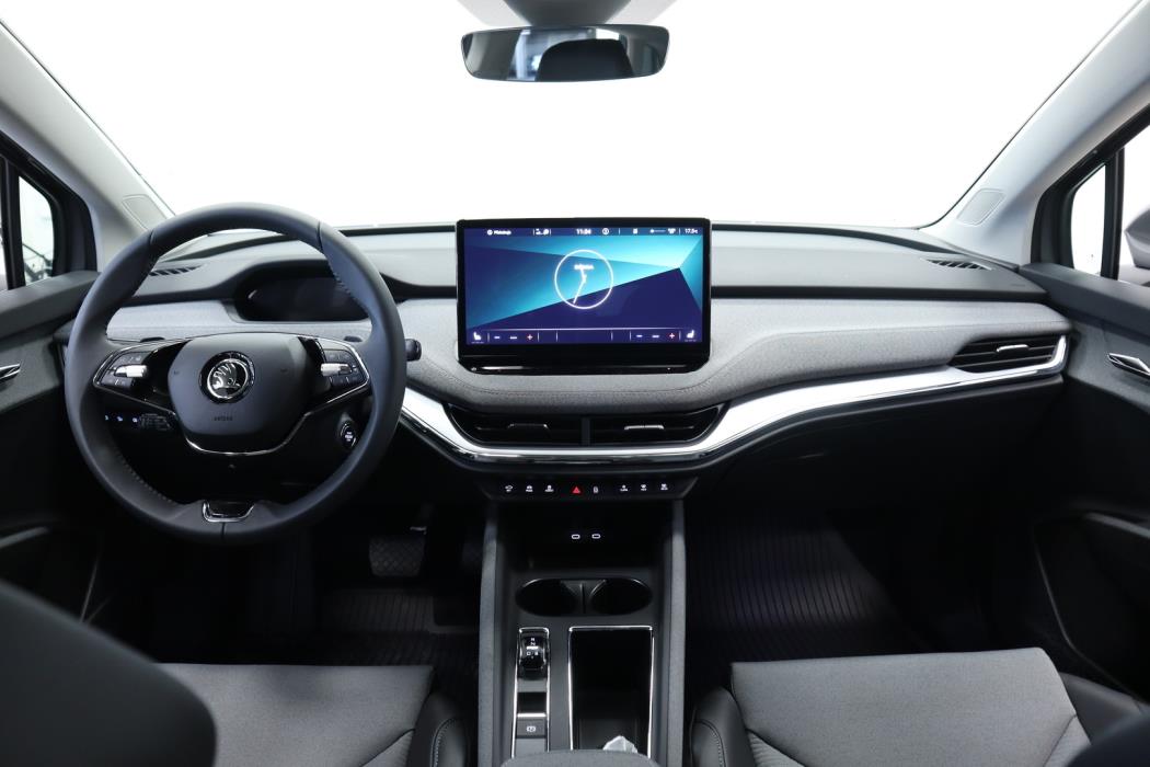 SKODA Enyaq 2024
