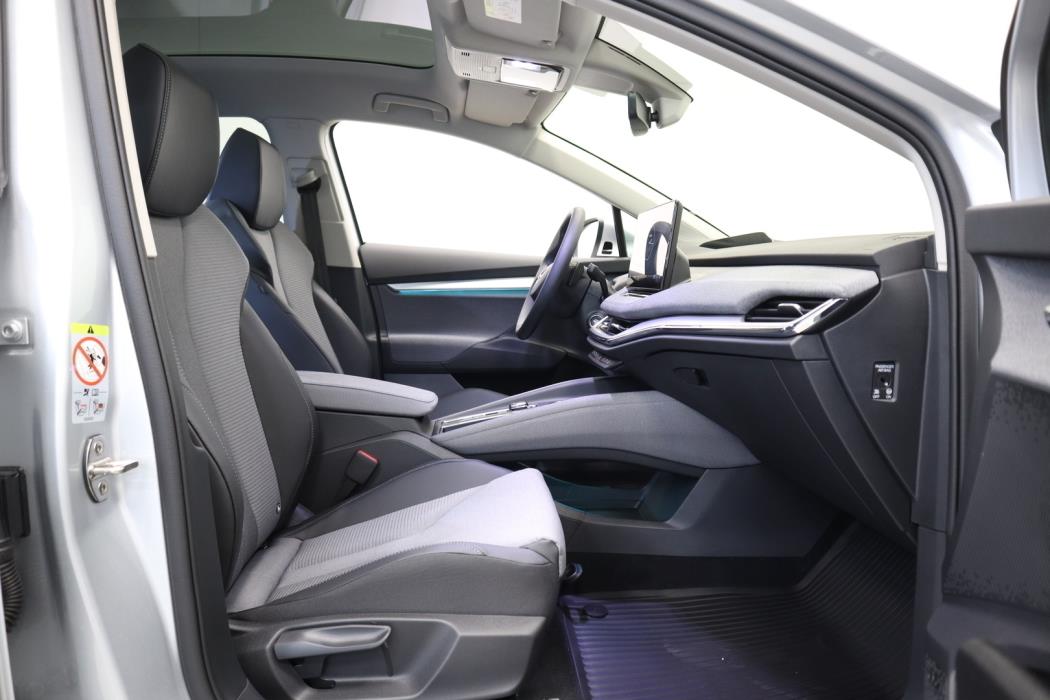 SKODA Enyaq 2023