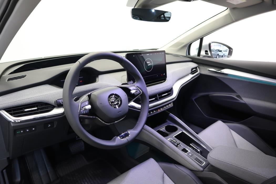 SKODA Enyaq 2023