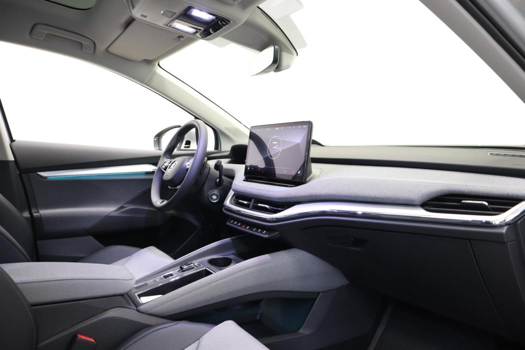 SKODA Enyaq 2023