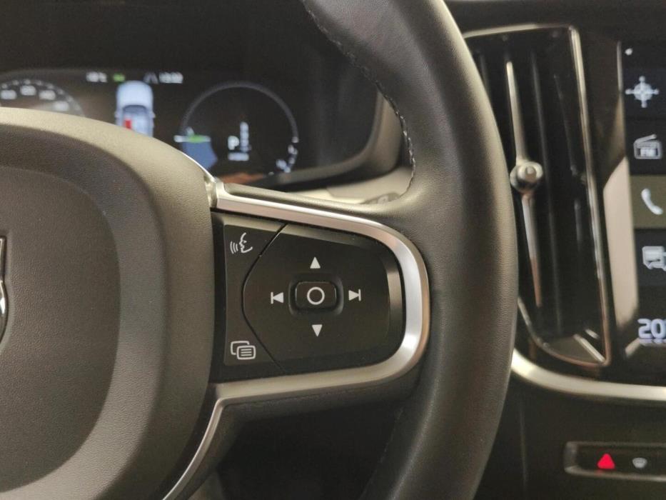 VOLVO V60 2022