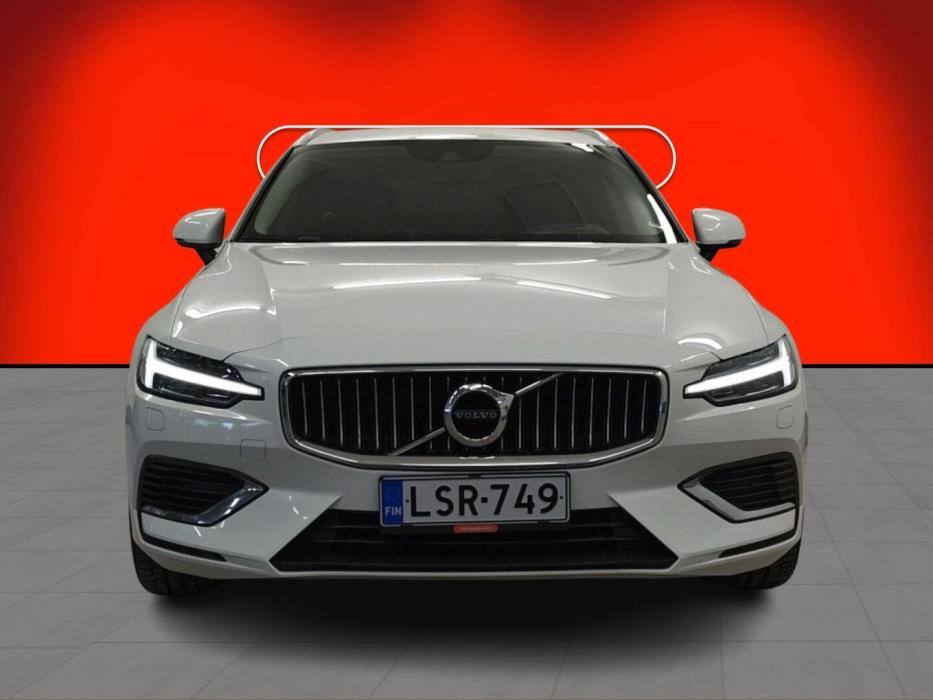VOLVO V60 2022