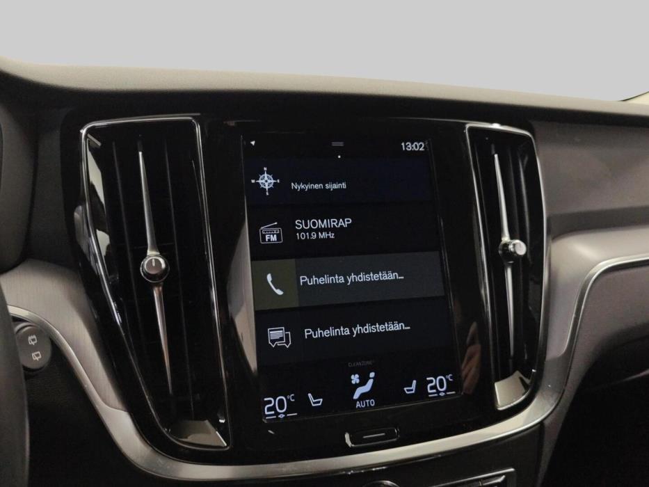 VOLVO V60 2022