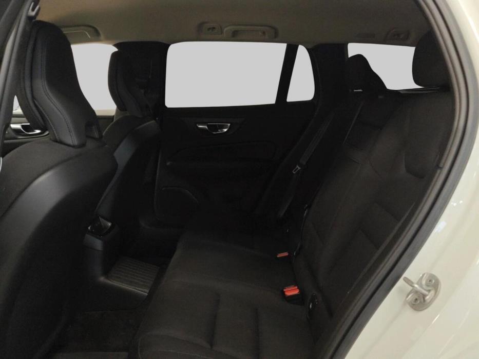 VOLVO V60 2022