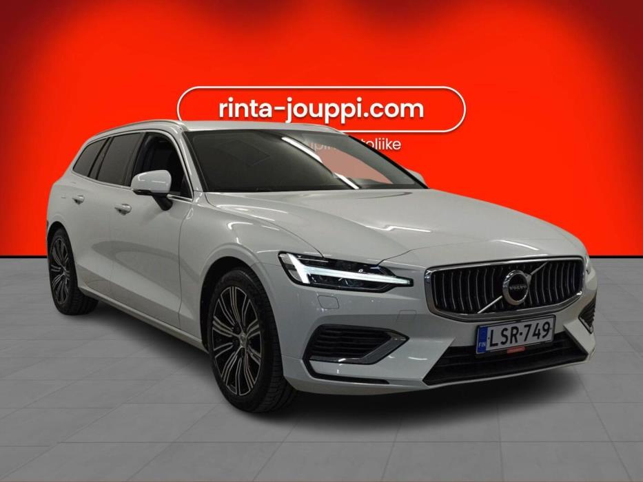 VOLVO V60 2022