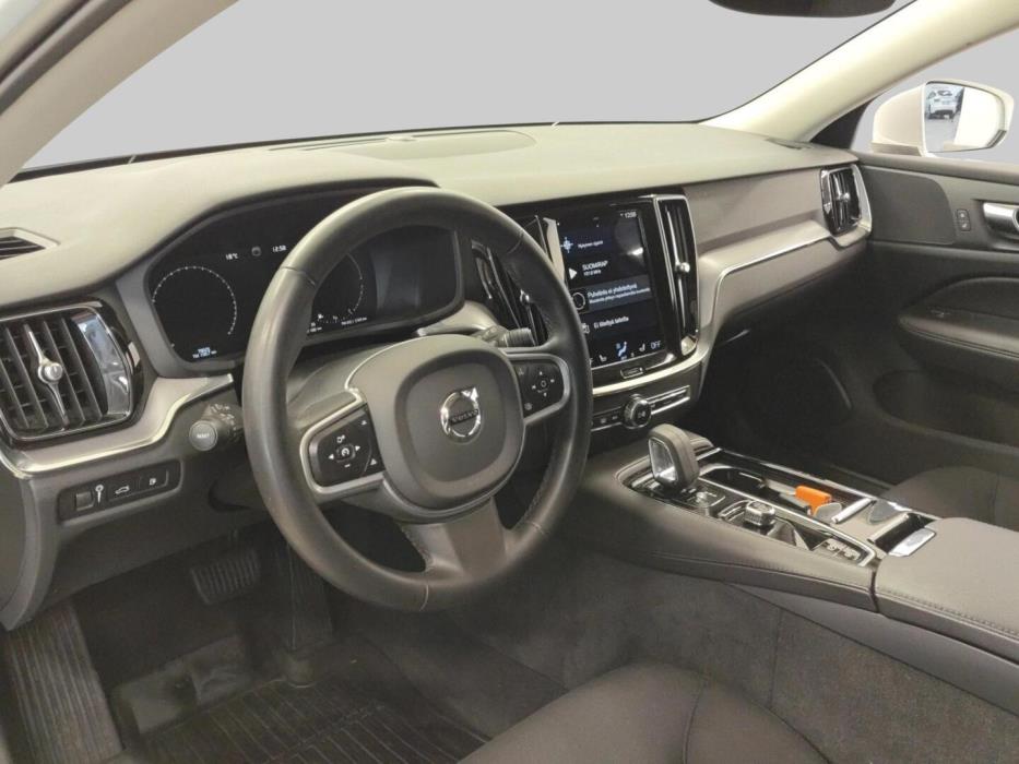 VOLVO V60 2022