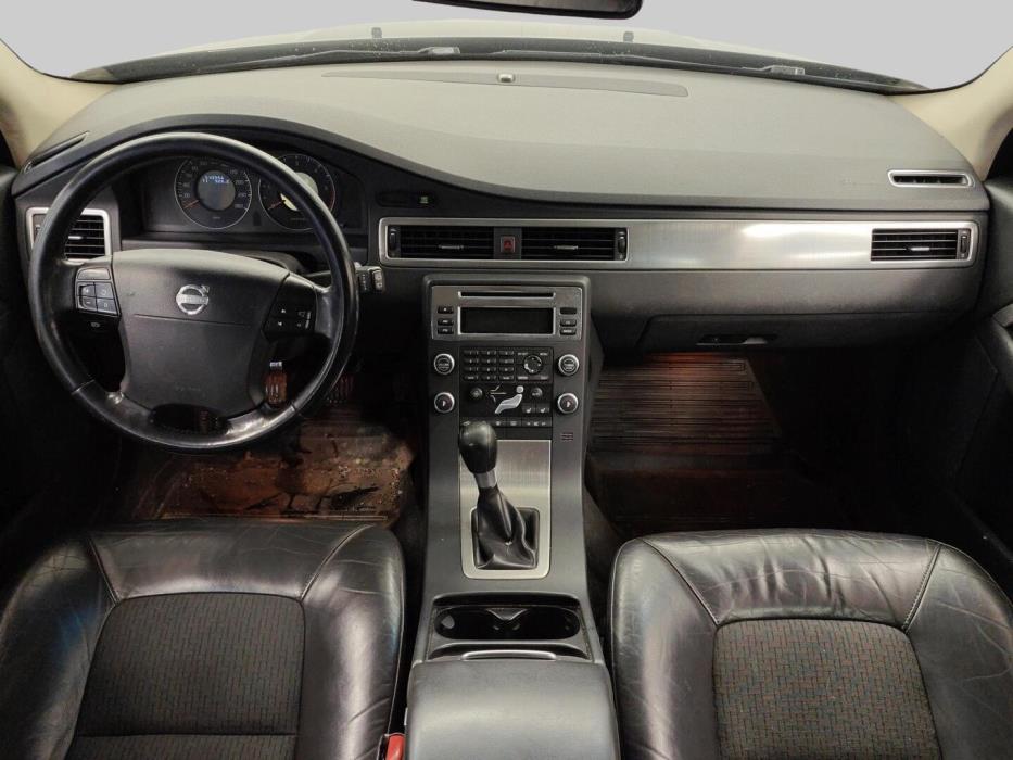 VOLVO V70 2008