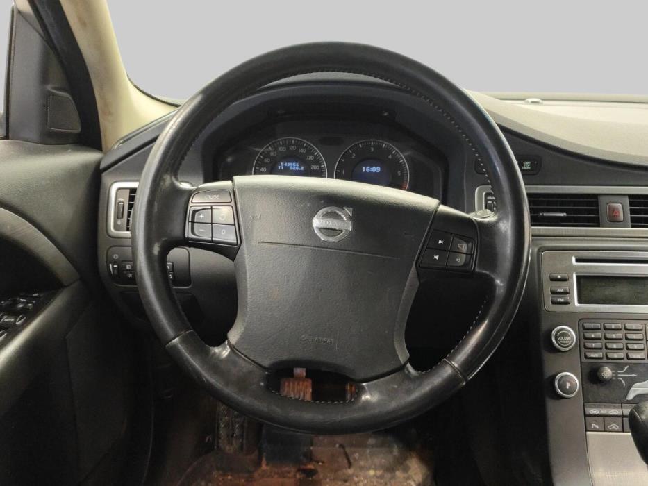 VOLVO V70 2008