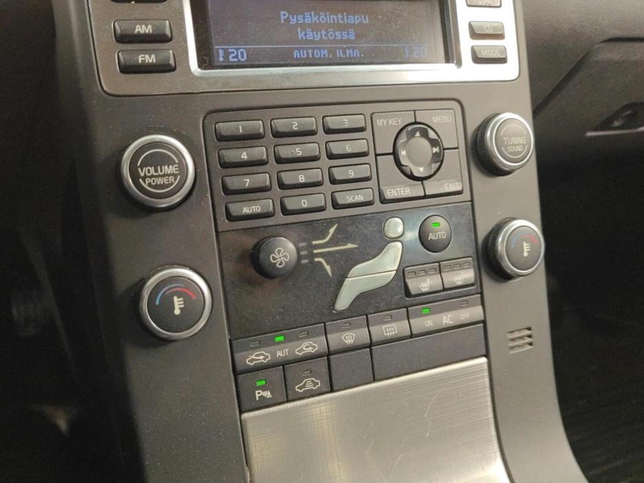 VOLVO V70 2008