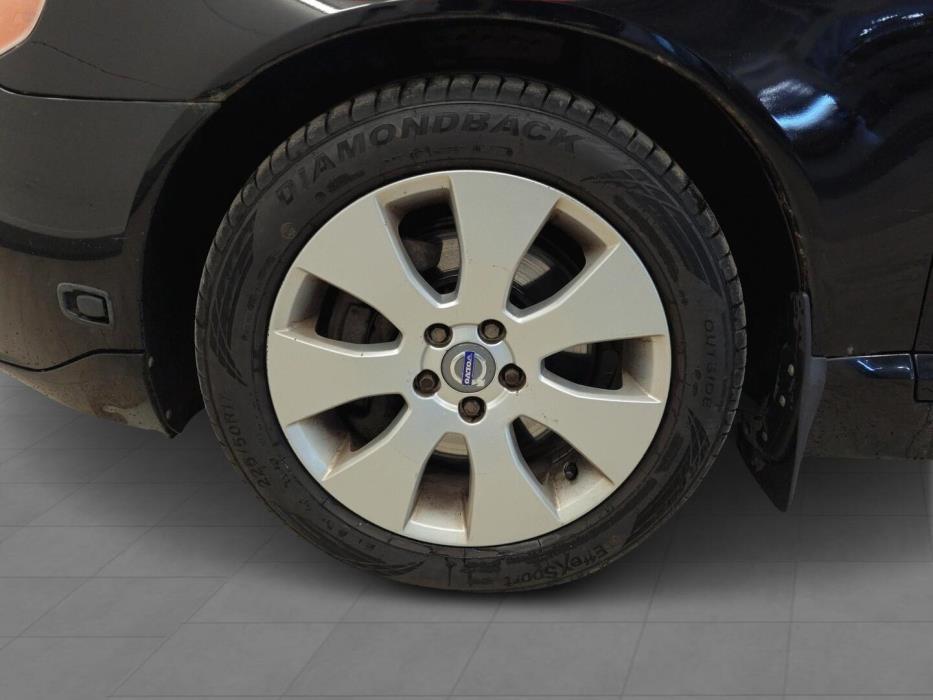 VOLVO V70 2008