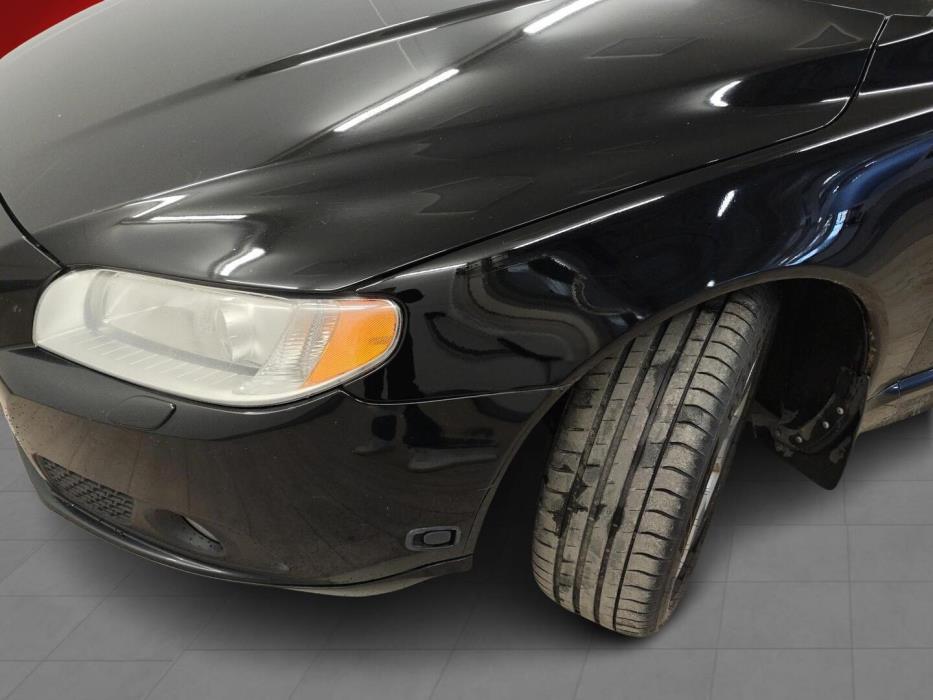 VOLVO V70 2008