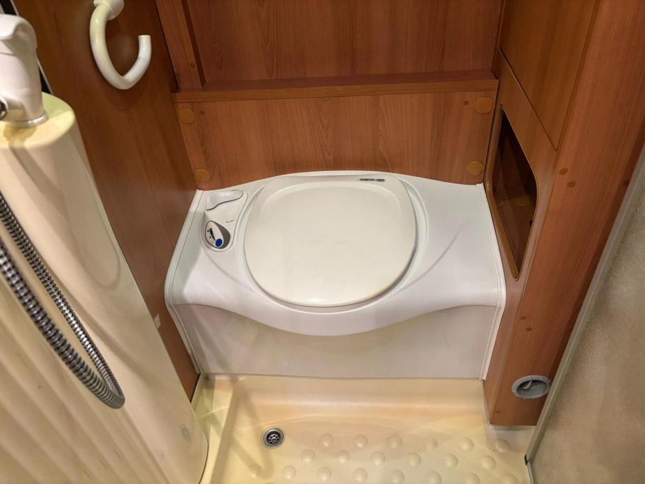 DETHLEFFS T 5841 Advantage 2011