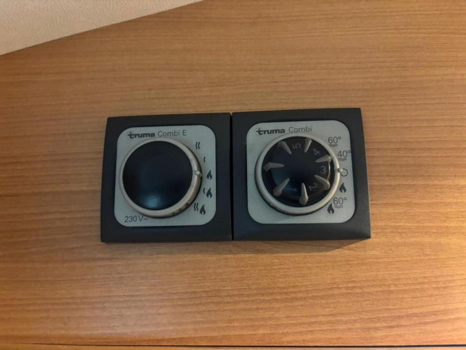 DETHLEFFS T 5841 Advantage 2011