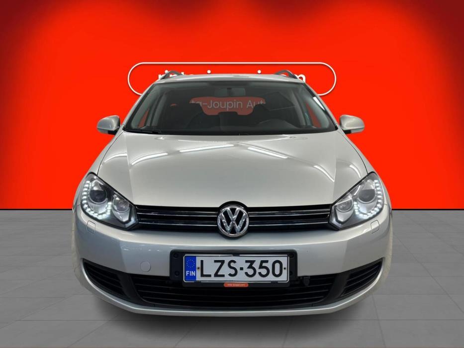 VOLKSWAGEN Golf 2011