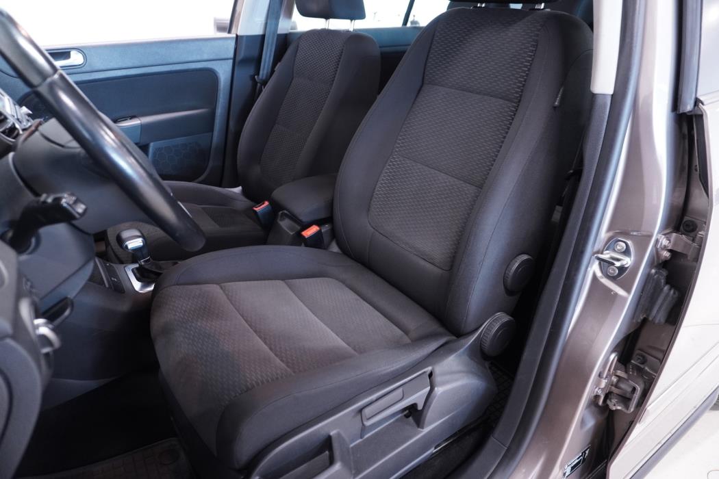 VOLKSWAGEN Golf Plus 2010