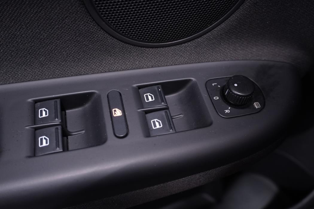 VOLKSWAGEN Golf Plus 2010