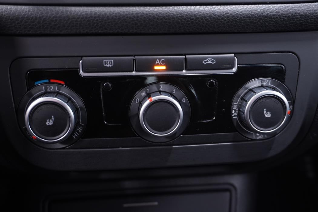 VOLKSWAGEN Golf Plus 2010