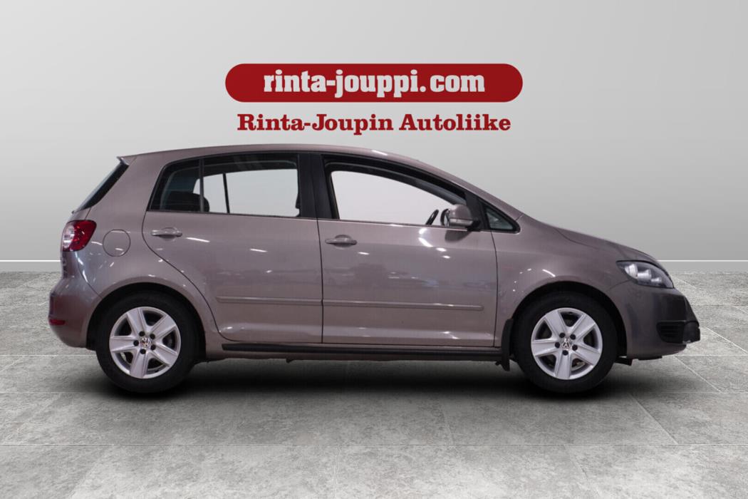 VOLKSWAGEN Golf Plus 2010