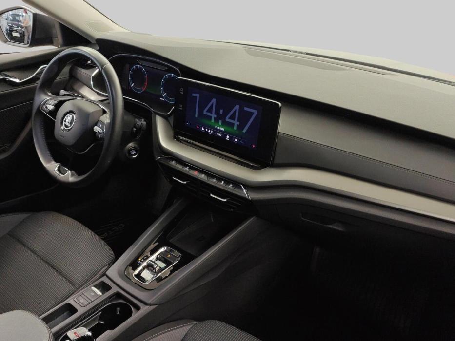SKODA Octavia 2024