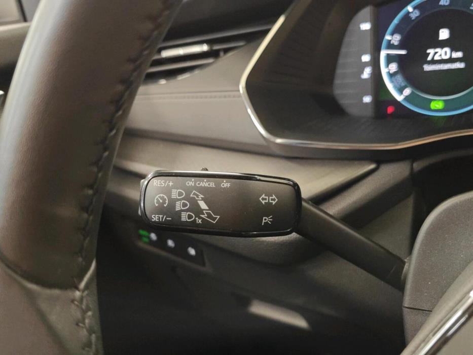 SKODA Octavia 2024