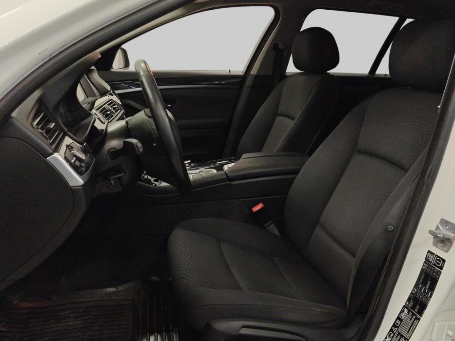 BMW 520 2014