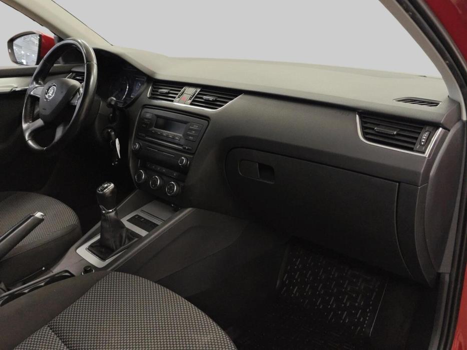 SKODA OCTAVIA 2014