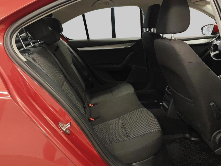 SKODA OCTAVIA 2014