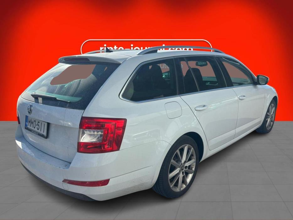 SKODA OCTAVIA 2016