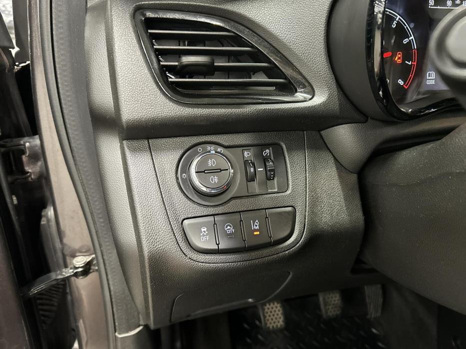 OPEL KARL 2016