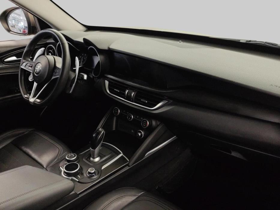 ALFA ROMEO Stelvio 2017