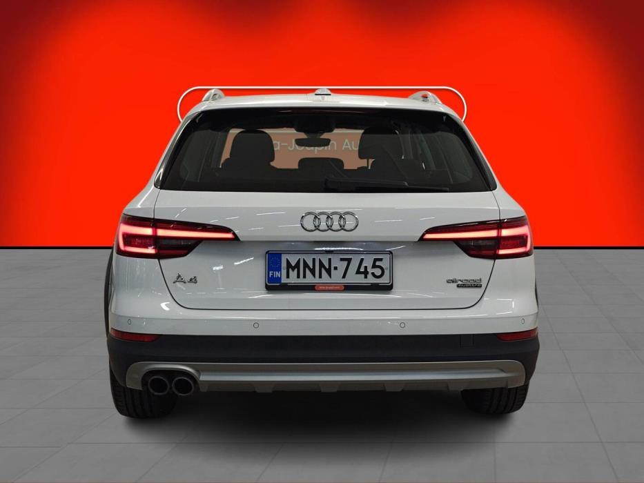 AUDI A4 allroad quattro 2018