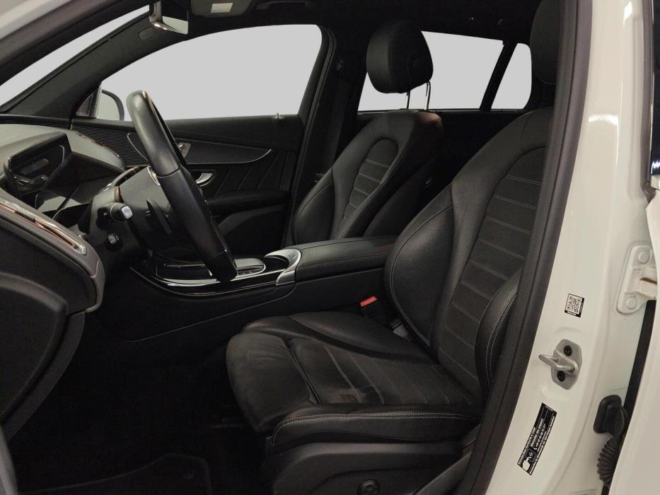 MERCEDES-BENZ EQC 2021