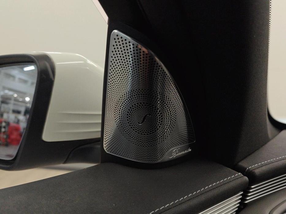 MERCEDES-BENZ EQC 2021