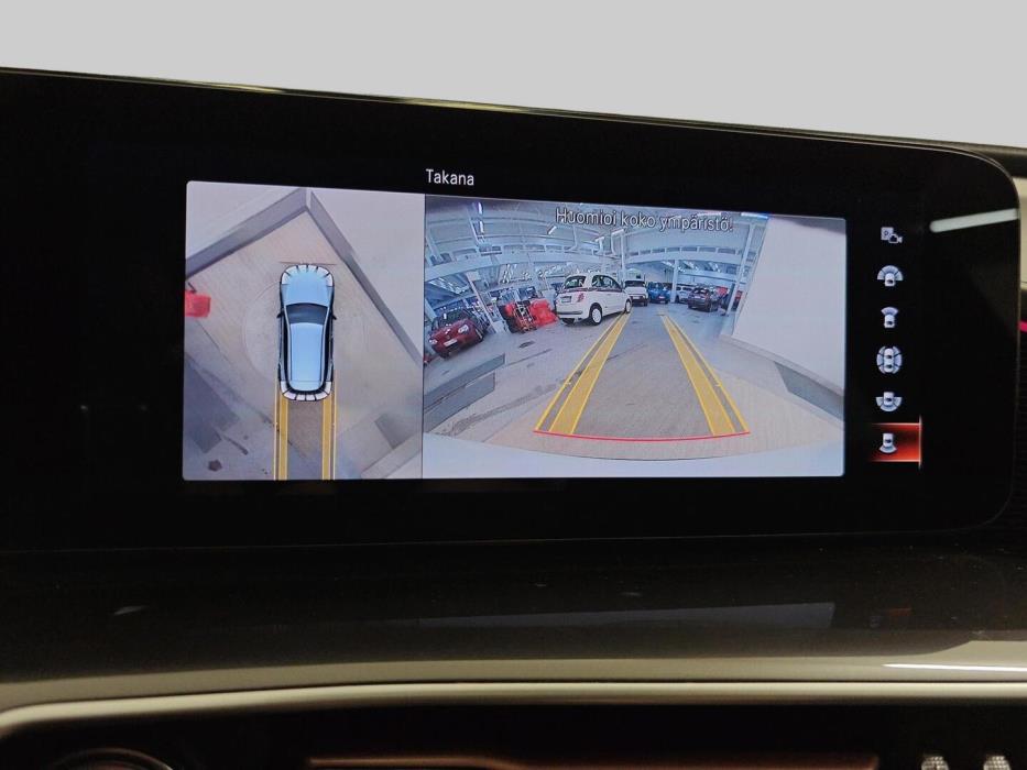 MERCEDES-BENZ EQC 2021