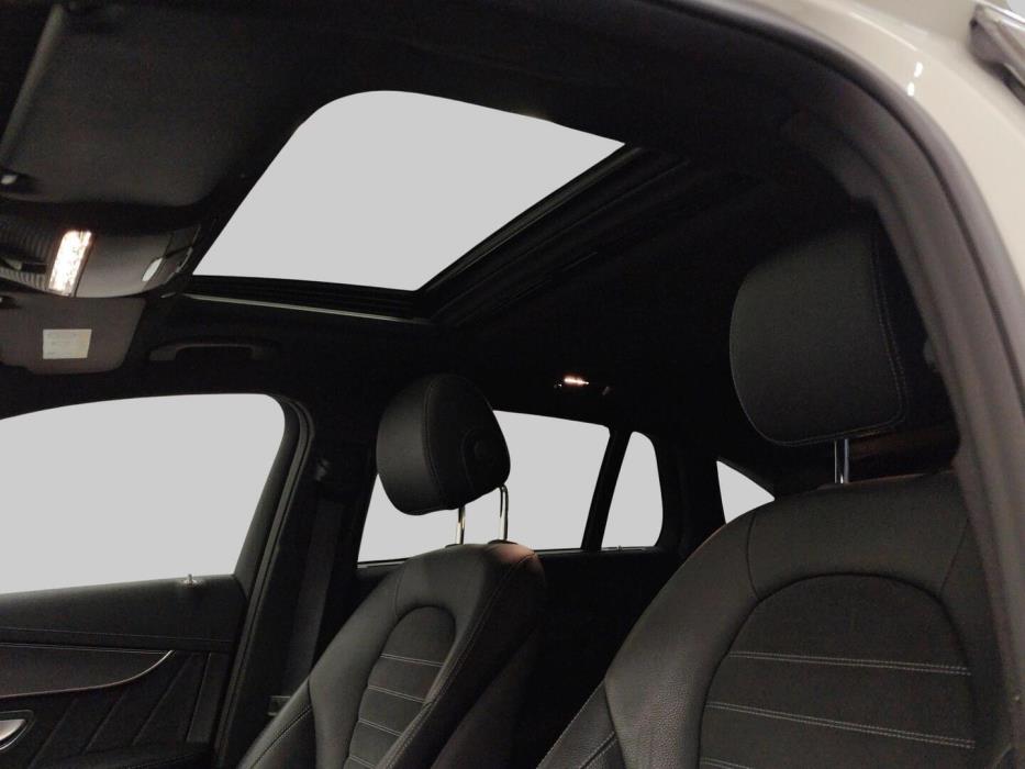 MERCEDES-BENZ EQC 2021