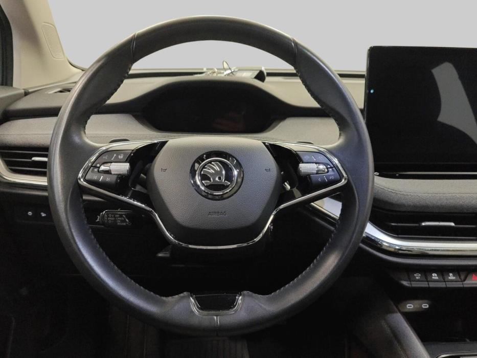 SKODA Enyaq 2023