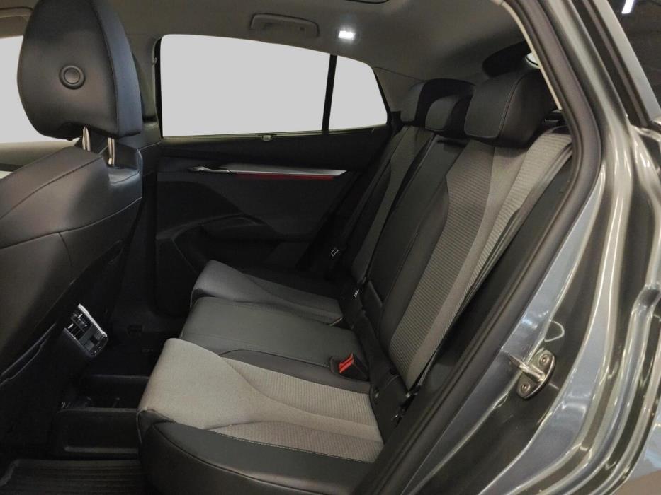 SKODA Enyaq 2023