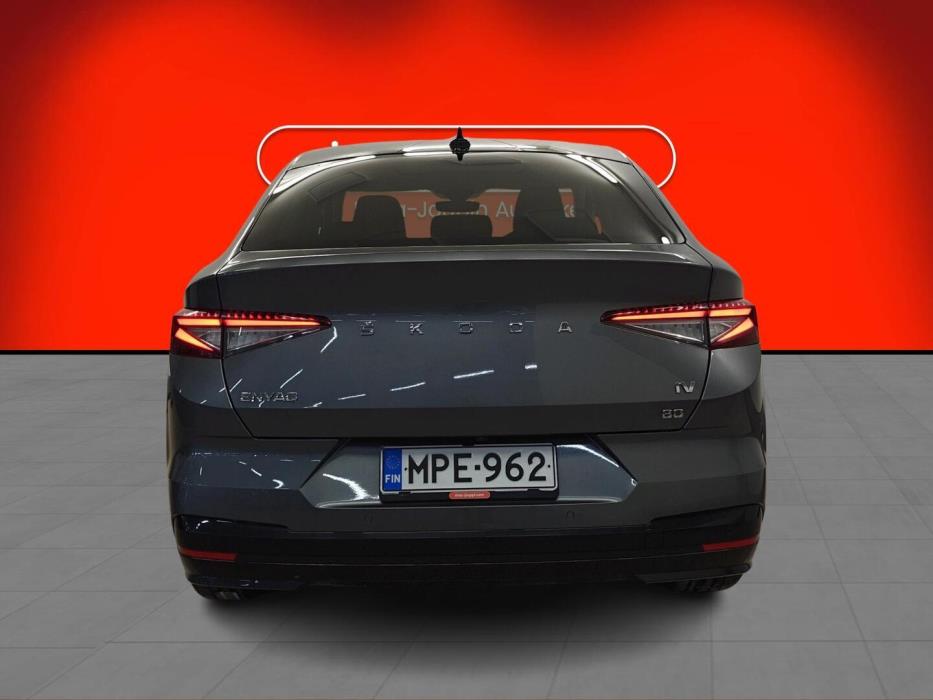 SKODA Enyaq 2023