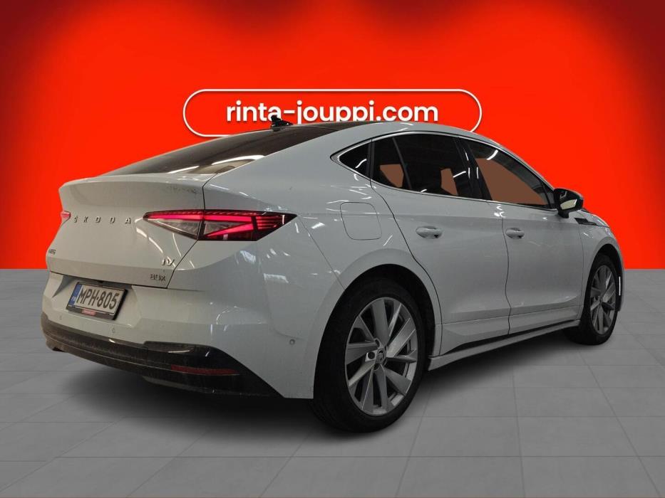 SKODA Enyaq 2023