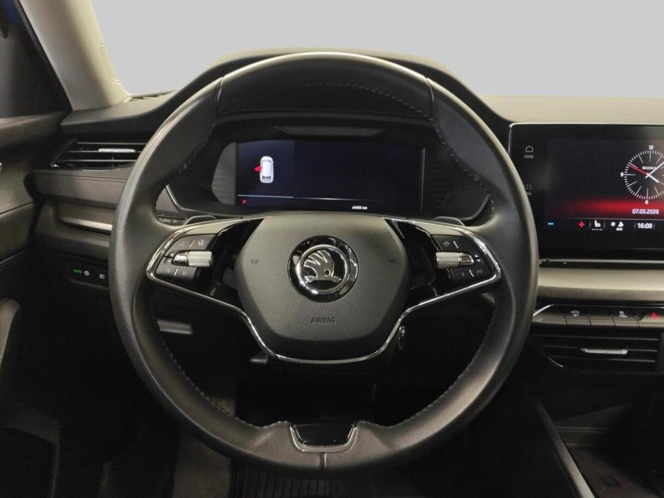 SKODA OCTAVIA 2024