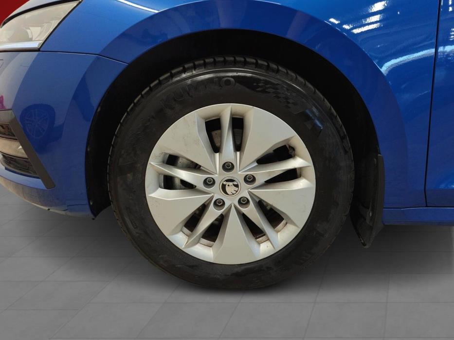 SKODA OCTAVIA 2024
