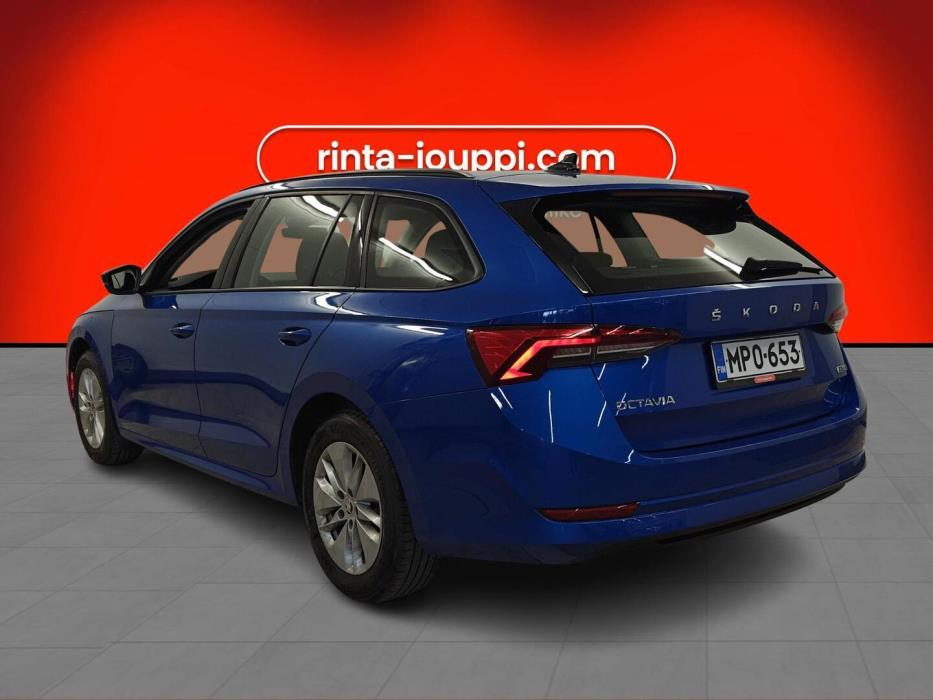 SKODA OCTAVIA 2024