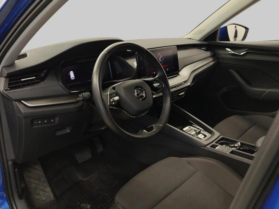SKODA OCTAVIA 2024