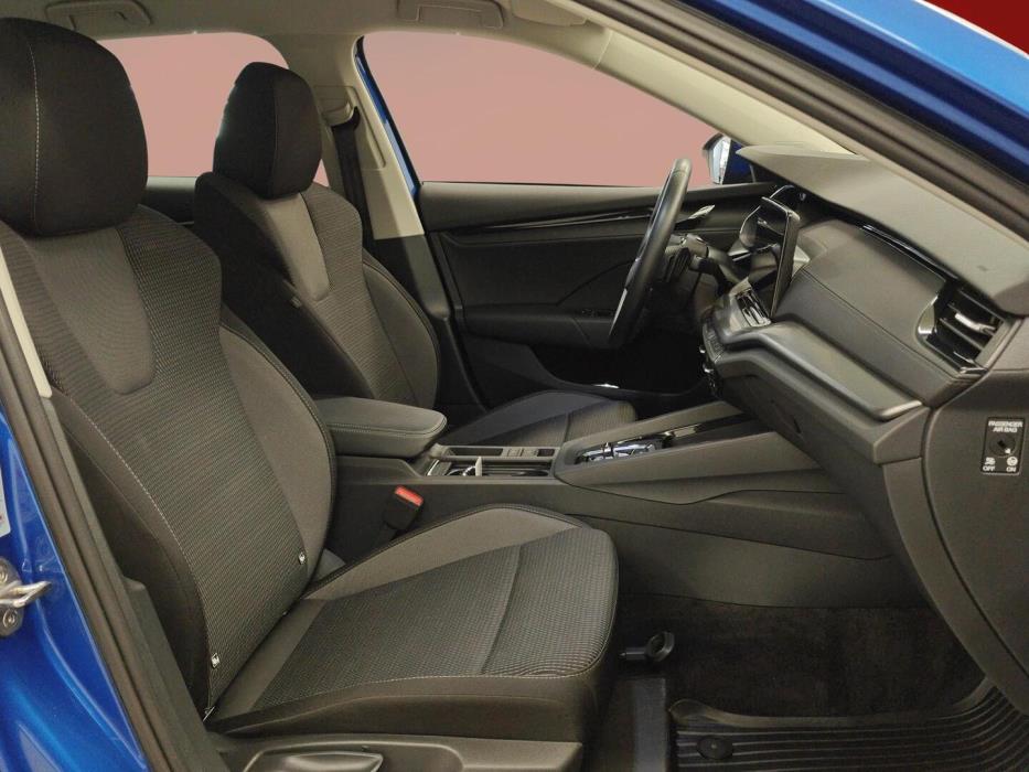 SKODA OCTAVIA 2024
